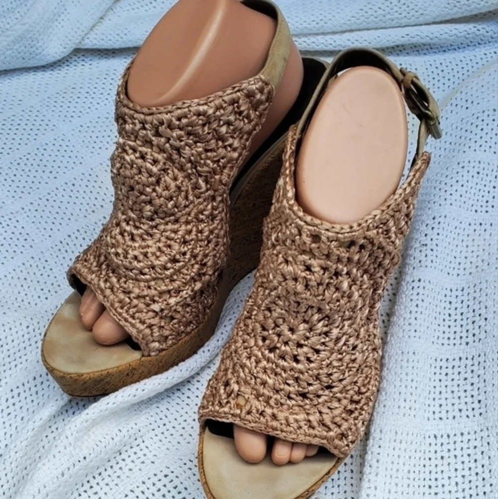 Elizabeth &  James Neutral Crochet sandals 10‎ - Picture 10 of 10